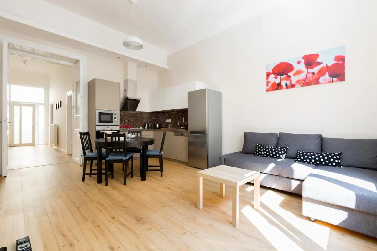 Kresz Geza 29 Westend Station 2 Bedrooms+Living Ac Budapest Luaran gambar