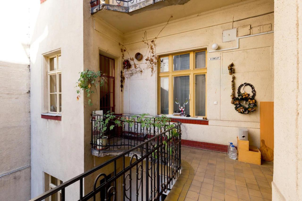 Kresz Geza 29 Westend Station 2 Bedrooms+Living Ac Budapest Luaran gambar