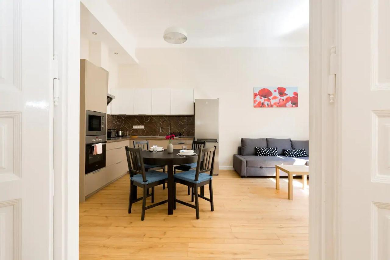 Kresz Geza 29 Westend Station 2 Bedrooms+Living Ac Budapest Luaran gambar